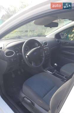 Хетчбек Ford Focus 2007 в 