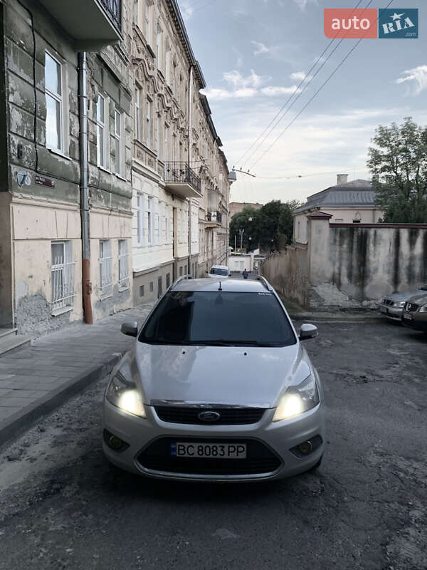 Универсал Ford Focus 2009 в Жовкве