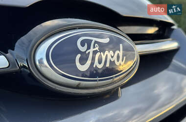 Универсал Ford Focus 2013 в 