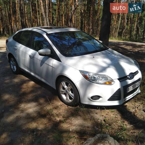 Седан Ford Focus 2014 в 