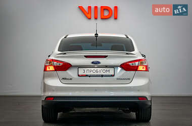 Седан Ford Focus 2014 в 