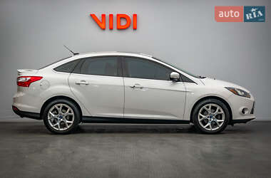 Седан Ford Focus 2014 в 