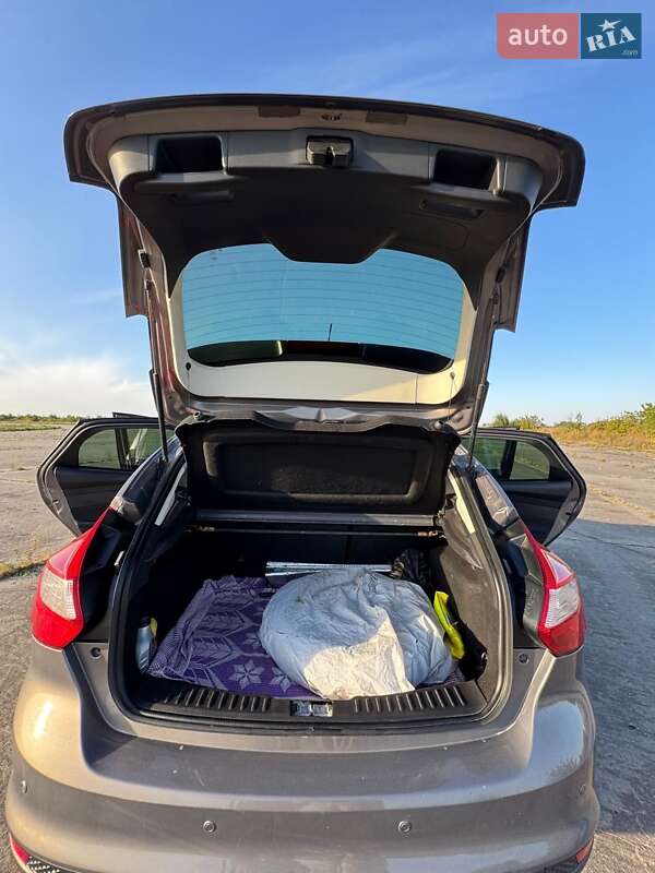 Седан Ford Focus 2011 в Ракитном фото 17 Седан Ford Focus 2011 в Ракитном