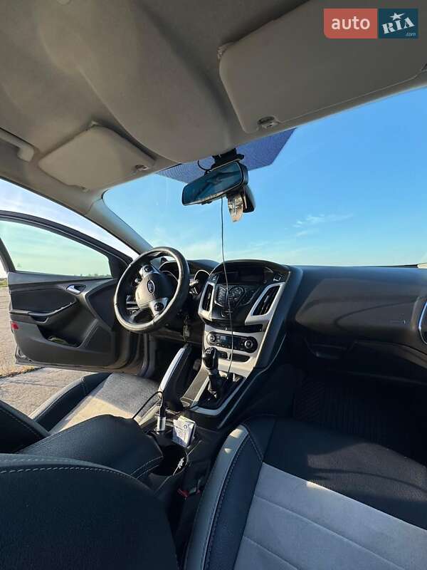 Седан Ford Focus 2011 в Ракитном фото 21 Седан Ford Focus 2011 в Ракитном