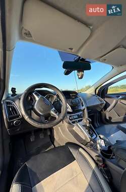 Седан Ford Focus 2011 в 