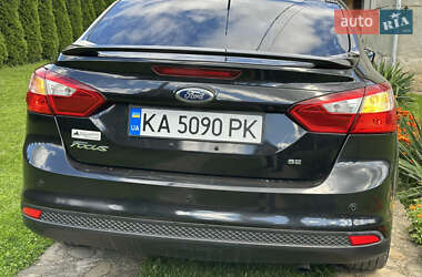 Седан Ford Focus 2013 в 