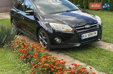 Седан Ford Focus 2013 в 