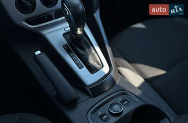 Седан Ford Focus 2014 в 