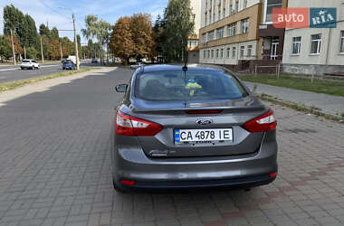 Седан Ford Focus 2013 в 