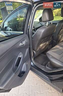 Хэтчбек Ford Focus 2013 в 