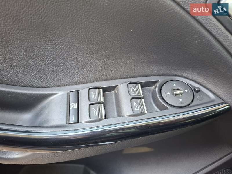 Хэтчбек Ford Focus 2013 в Луцке фото 14 Хэтчбек Ford Focus 2013 в Луцке