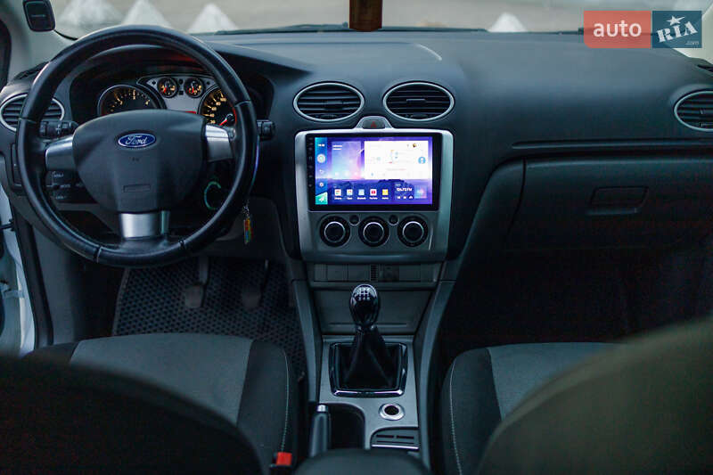 Хэтчбек Ford Focus 2011 в Львове фото 34 Хэтчбек Ford Focus 2011 в Львове