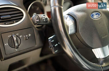 Хетчбек Ford Focus 2011 в Львові фото 46 Хетчбек Ford Focus 2011 в Львові
