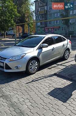 Седан Ford Focus 2012 в 