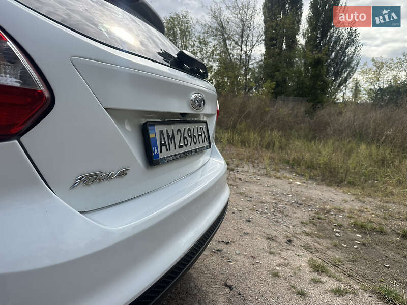 Хетчбек Ford Focus 2012 в Василькові