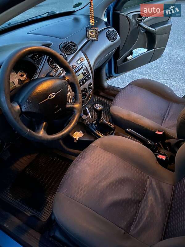 Универсал Ford Focus 2000 в Киеве фото 8 Универсал Ford Focus 2000 в Киеве