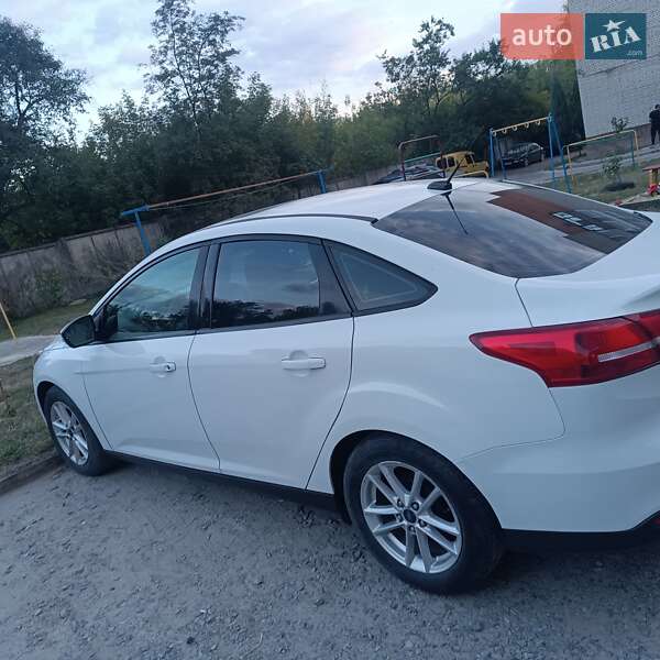 Ford Focus 2016