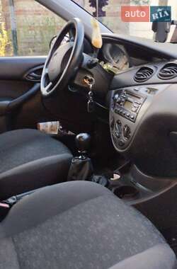 Універсал Ford Focus 2004 в  фото 6 Універсал Ford Focus 2004 в