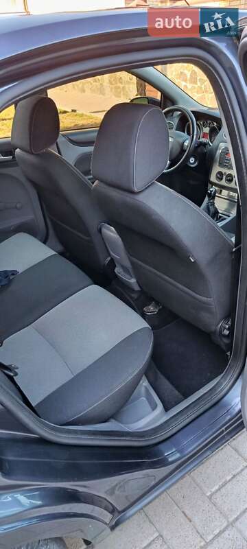 Хэтчбек Ford Focus 2011 в Черкассах фото 14 Хэтчбек Ford Focus 2011 в Черкассах