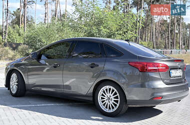 Седан Ford Focus 2016 в 