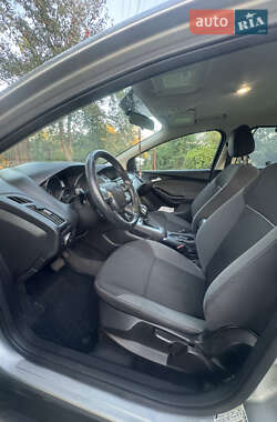Седан Ford Focus 2012 в 