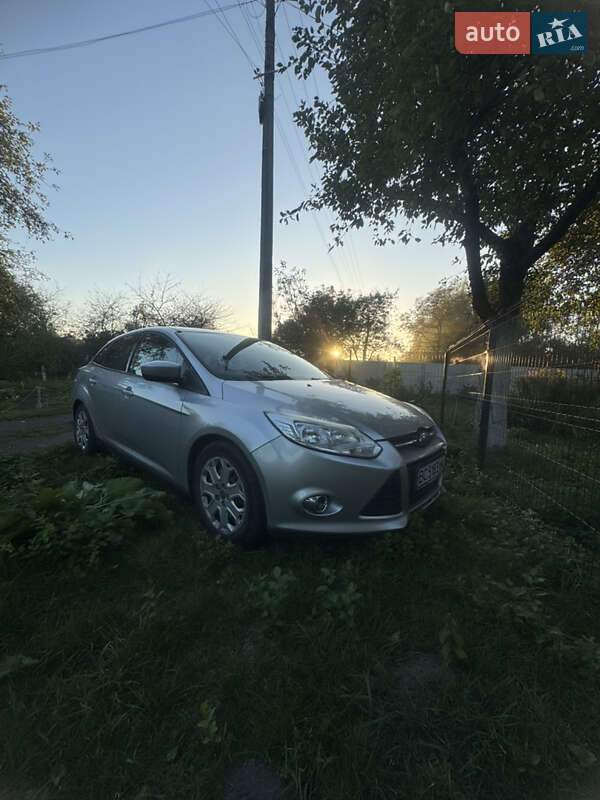 Седан Ford Focus 2012 в Шептицькому