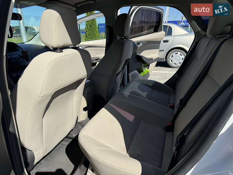 Седан Ford Focus 2018 в Стрые фото 15 Седан Ford Focus 2018 в Стрые
