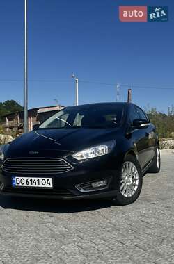 Хэтчбек Ford Focus 2015 в Львове