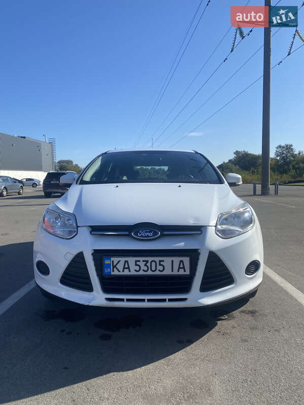 Хэтчбек Ford Focus 2013 в Киеве