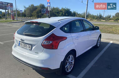 Хэтчбек Ford Focus 2013 в 