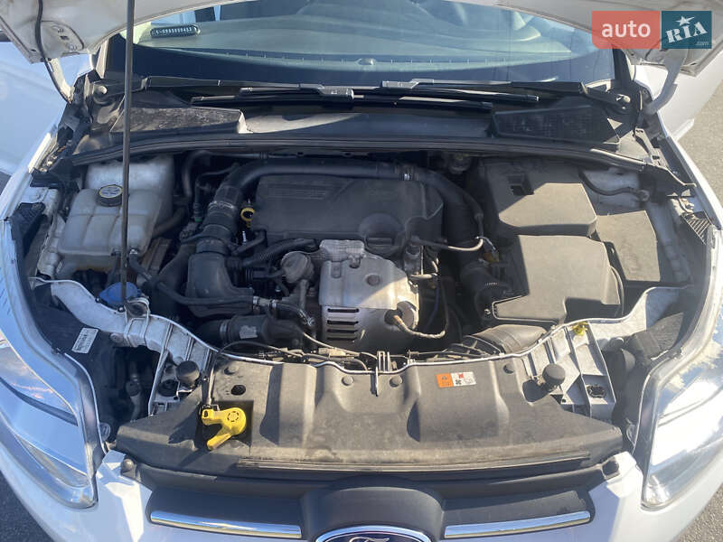 Хэтчбек Ford Focus 2013 в Киеве