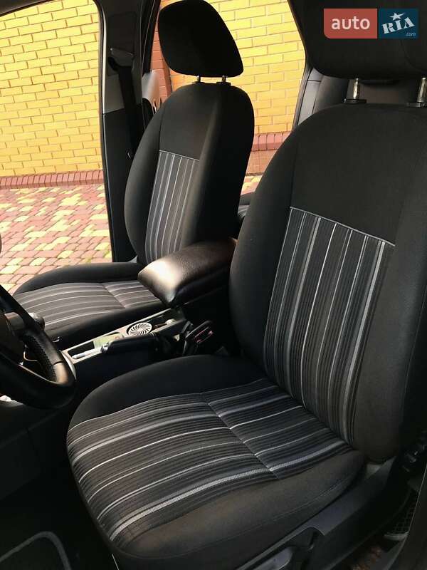 Седан Ford Focus 2008 в Харькове