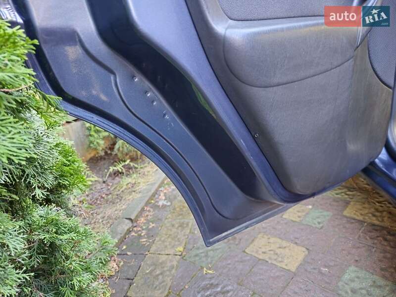 Хэтчбек Ford Focus 2003 в Львове