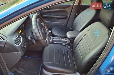 Хетчбек Ford Focus 2007 в 