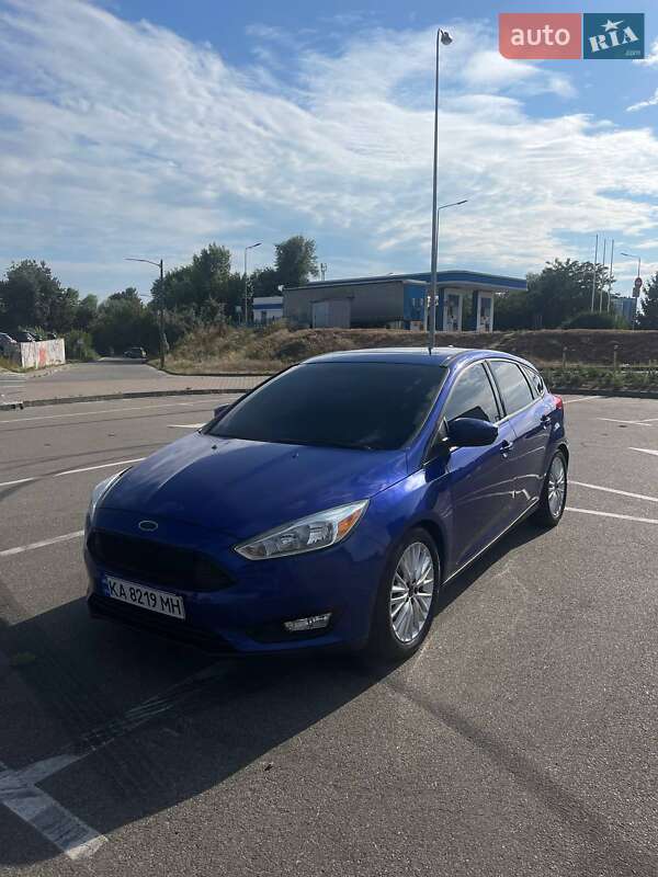 Хэтчбек Ford Focus 2015 в Киеве