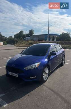 Хэтчбек Ford Focus 2015 в 