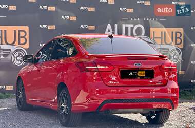 Седан Ford Focus 2016 в 