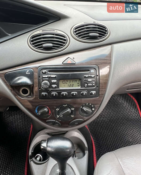 Седан Ford Focus 2001 в Львове фото 6 Седан Ford Focus 2001 в Львове