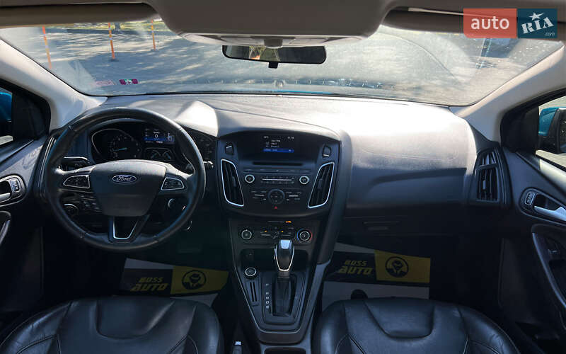 Хэтчбек Ford Focus 2015 в Львове