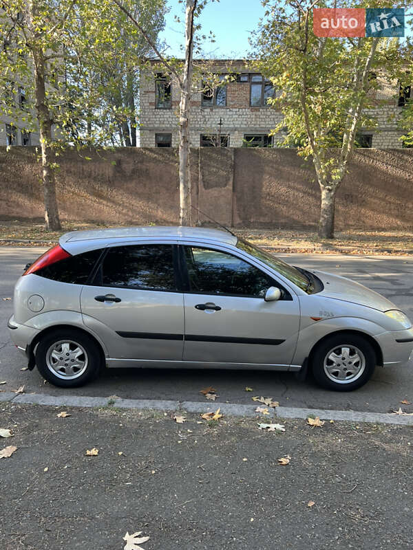 Хэтчбек Ford Focus 2004 в Николаеве
