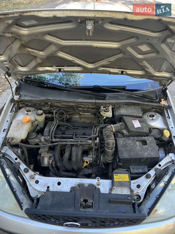 Хэтчбек Ford Focus 2004 в Николаеве