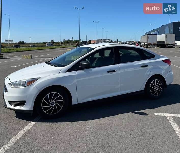 Седан Ford Focus 2015 в Львове