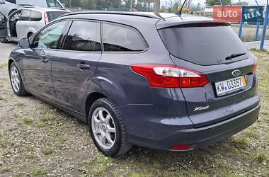 Универсал Ford Focus 2014 в 