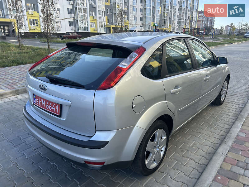 Хэтчбек Ford Focus 2007 в Полтаве