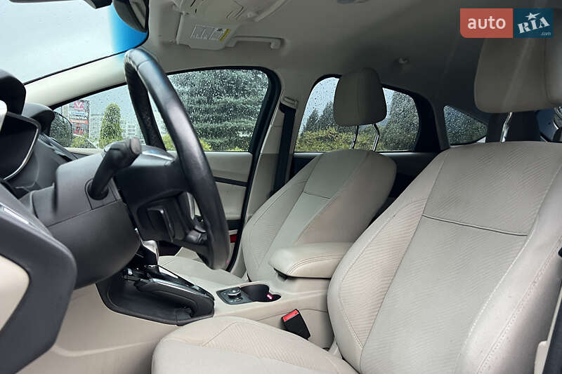 Хэтчбек Ford Focus 2012 в Львове
