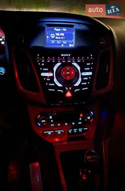 Универсал Ford Focus 2011 в 