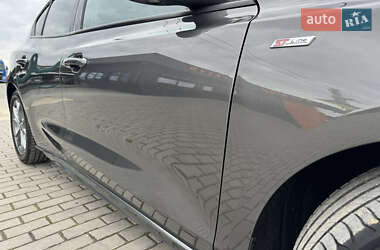 Хэтчбек Ford Focus 2020 в 