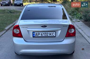 Седан Ford Focus 2010 в 