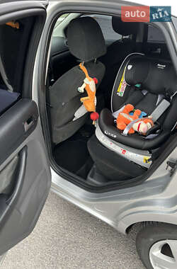 Седан Ford Focus 2005 в 
