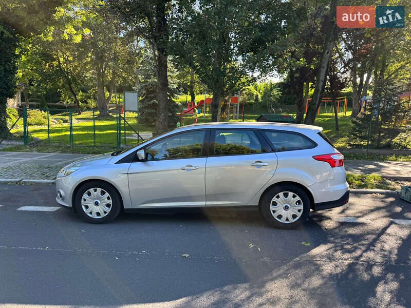 Универсал Ford Focus 2014 в Киеве фото 10 Универсал Ford Focus 2014 в Киеве
